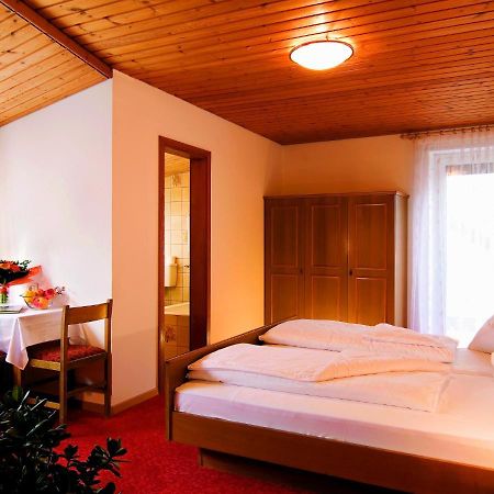 Gasthof Zur Sonne Lasa Luaran gambar