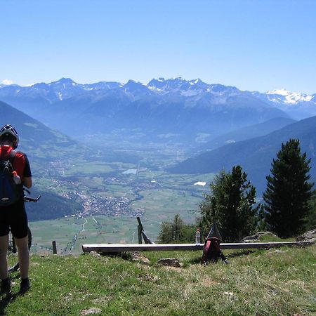 Gasthof Zur Sonne Lasa Luaran gambar